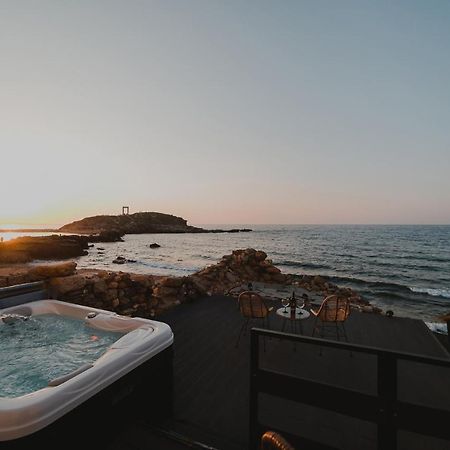 Portara Seaside Luxury Suites Naxos City Екстер'єр фото