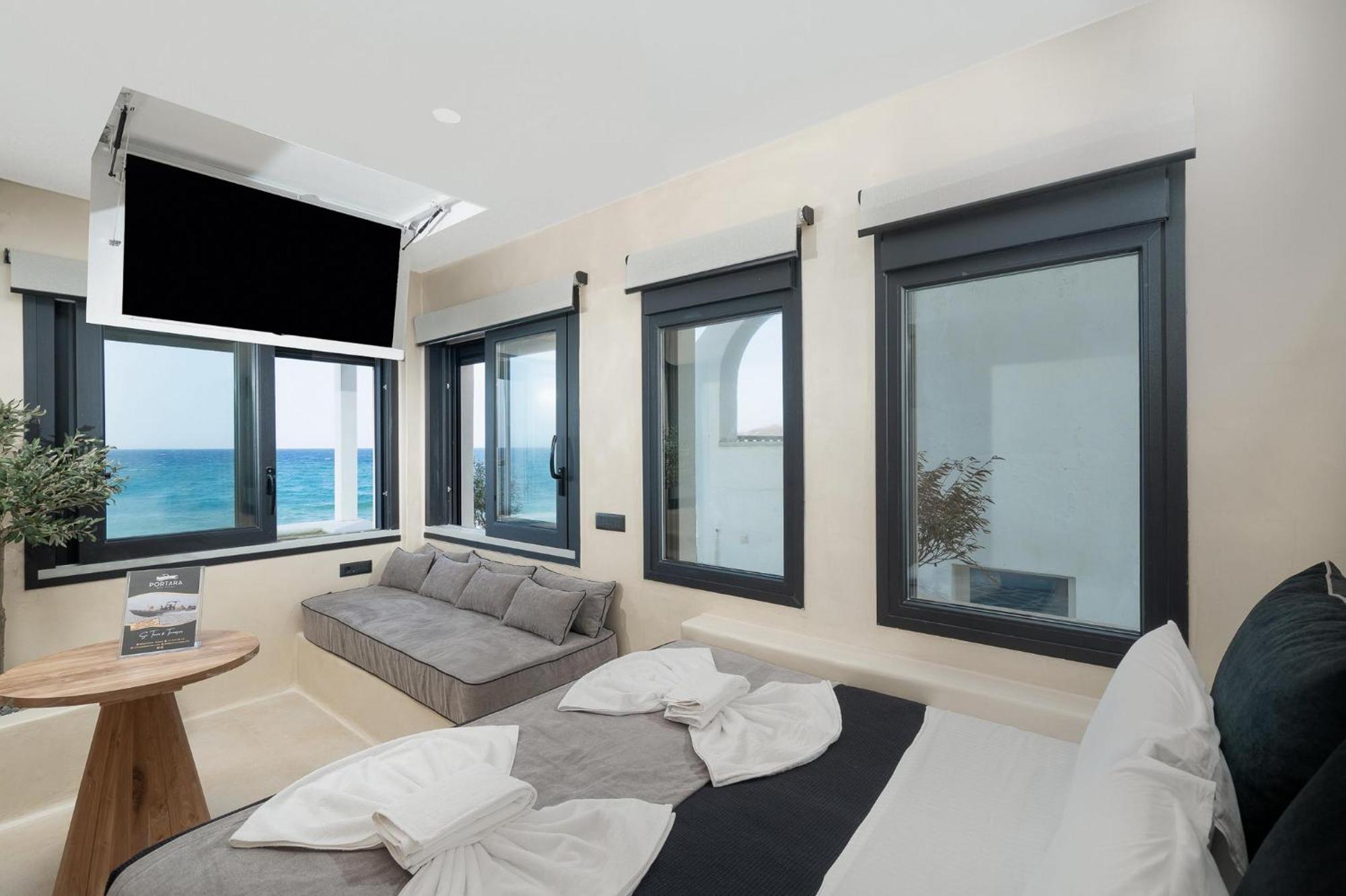 Portara Seaside Luxury Suites Naxos City Екстер'єр фото