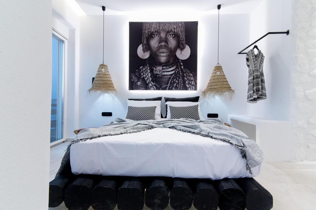Portara Seaside Luxury Suites Naxos City Екстер'єр фото