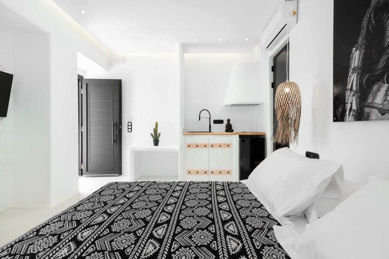 Portara Seaside Luxury Suites Naxos City Екстер'єр фото